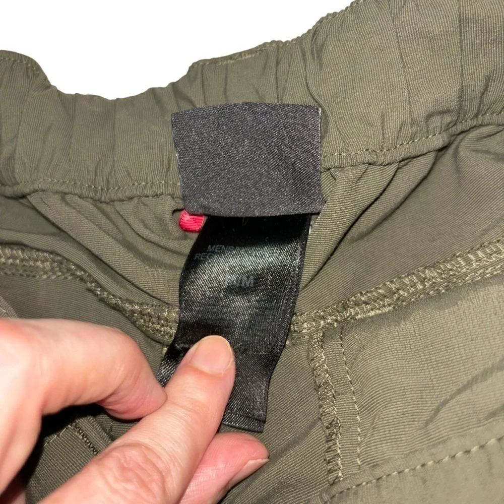 The North Face Men's M Medium Cargo Shorts Army Green Camping Hiking Outdoor